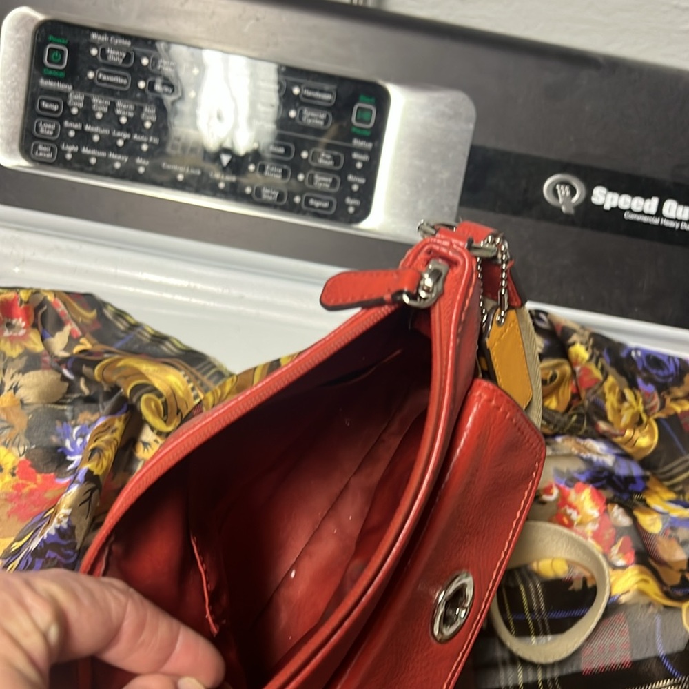 Coach Handbag - Picture 6 of 10